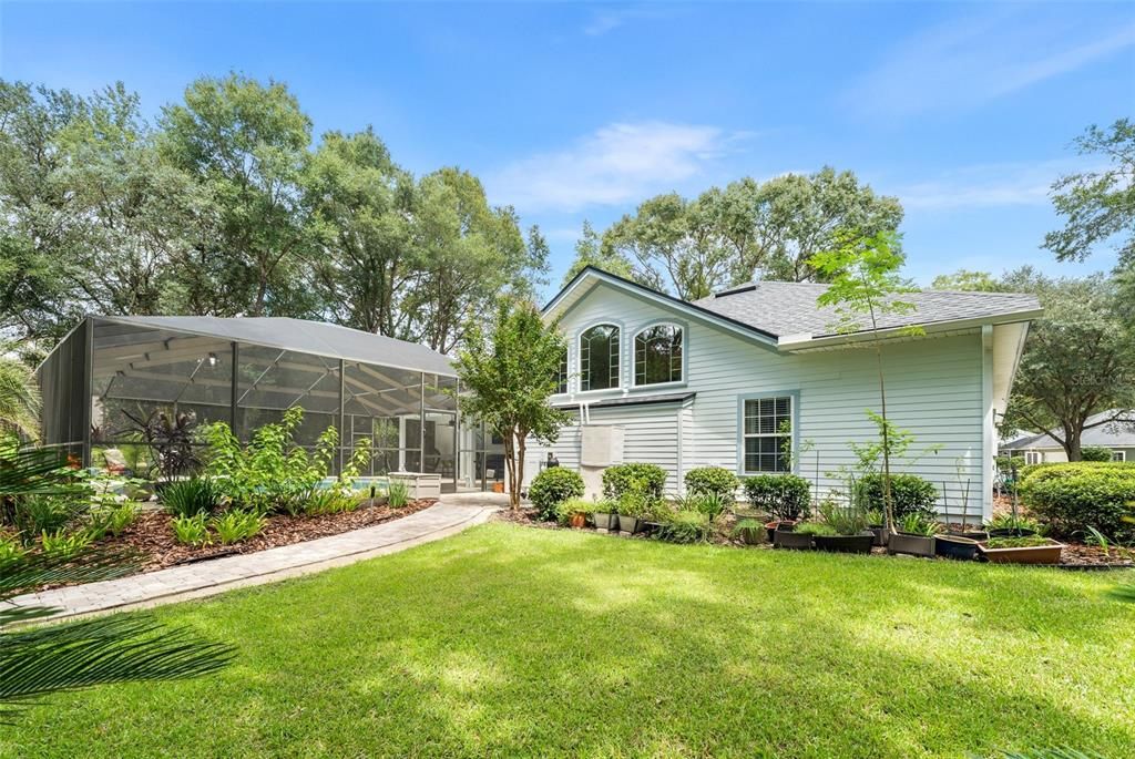 For Sale: $949,900 (5 beds, 3 baths, 3470 Square Feet)