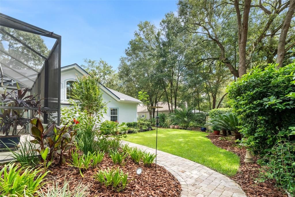For Sale: $949,900 (5 beds, 3 baths, 3470 Square Feet)