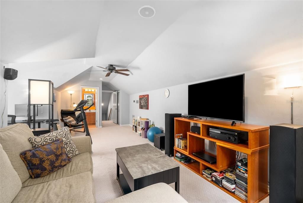 For Sale: $949,900 (5 beds, 3 baths, 3470 Square Feet)