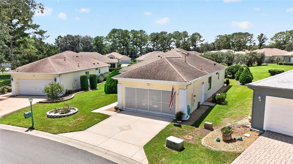 For Sale: $229,000 (2 beds, 2 baths, 1277 Square Feet)