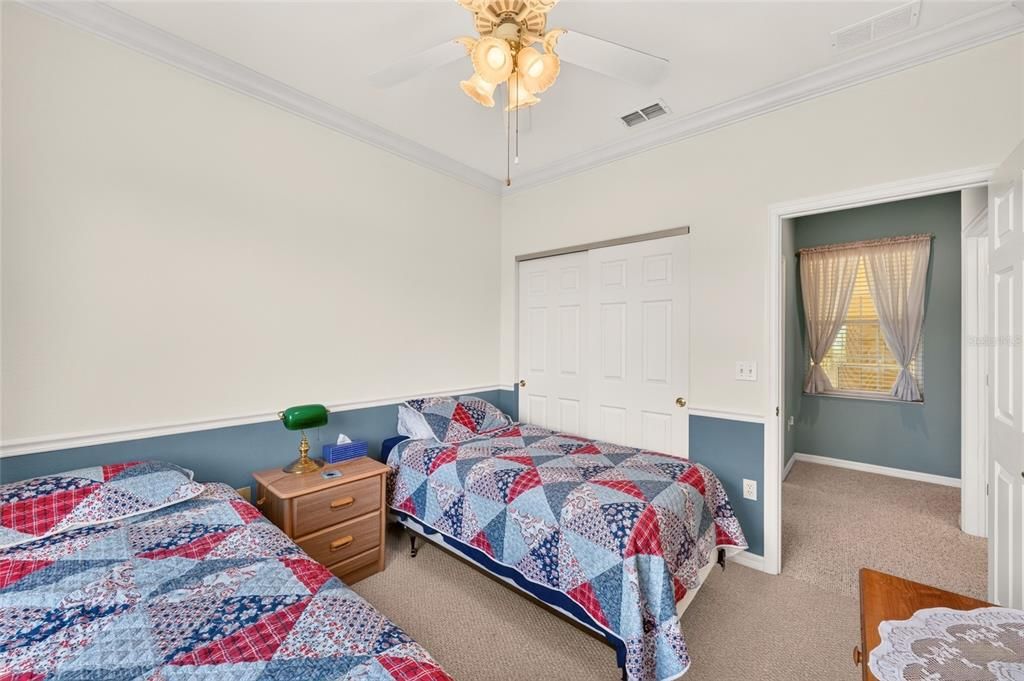 For Sale: $229,000 (2 beds, 2 baths, 1277 Square Feet)