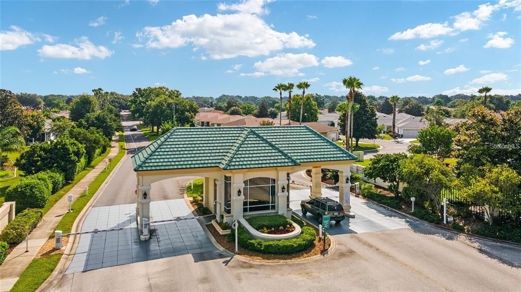 For Sale: $229,000 (2 beds, 2 baths, 1277 Square Feet)