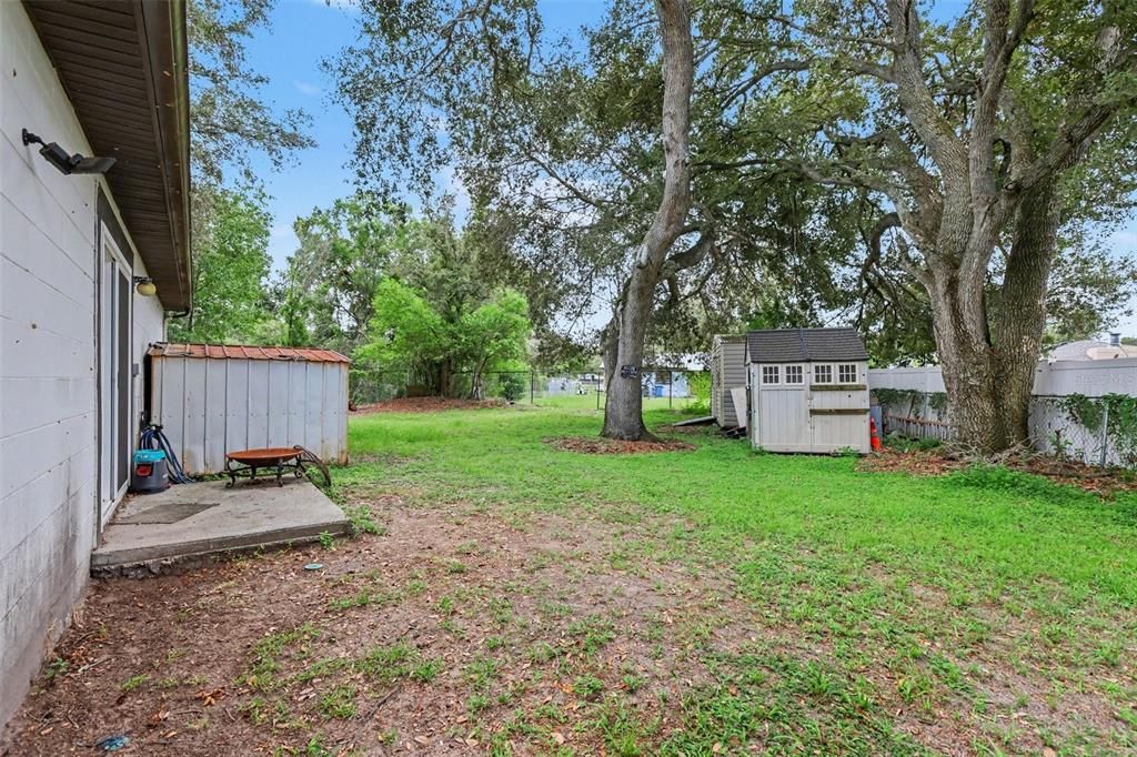 For Sale: $270,000 (3 beds, 2 baths, 1220 Square Feet)
