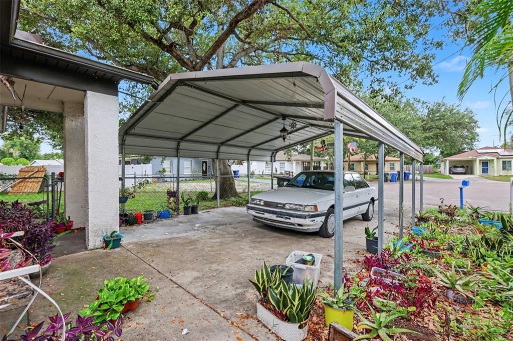 For Sale: $270,000 (3 beds, 2 baths, 1220 Square Feet)