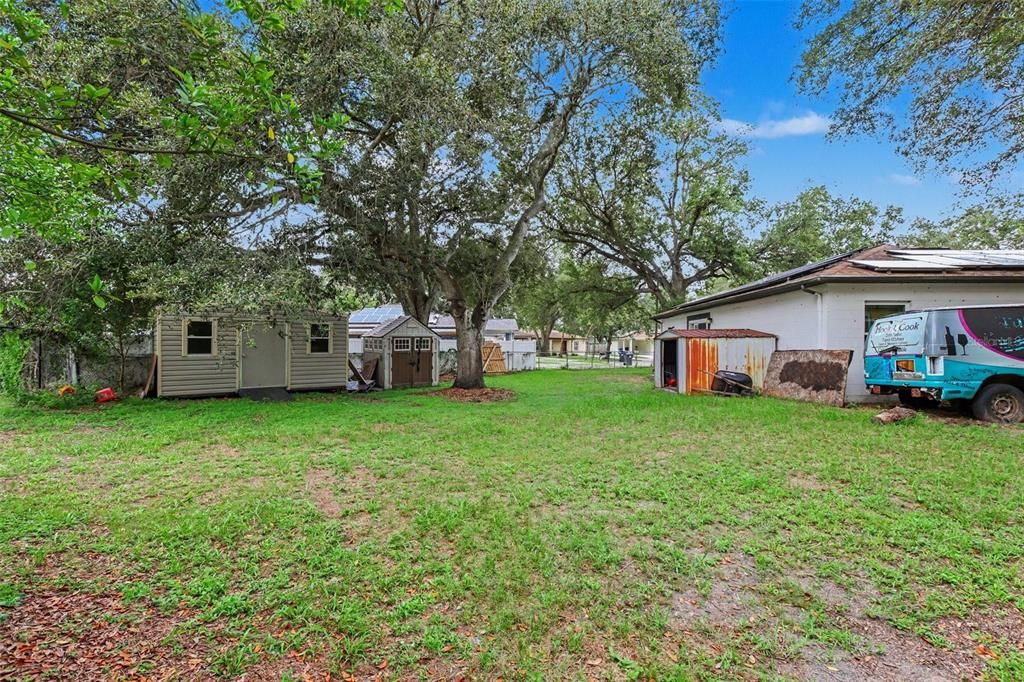 For Sale: $270,000 (3 beds, 2 baths, 1220 Square Feet)