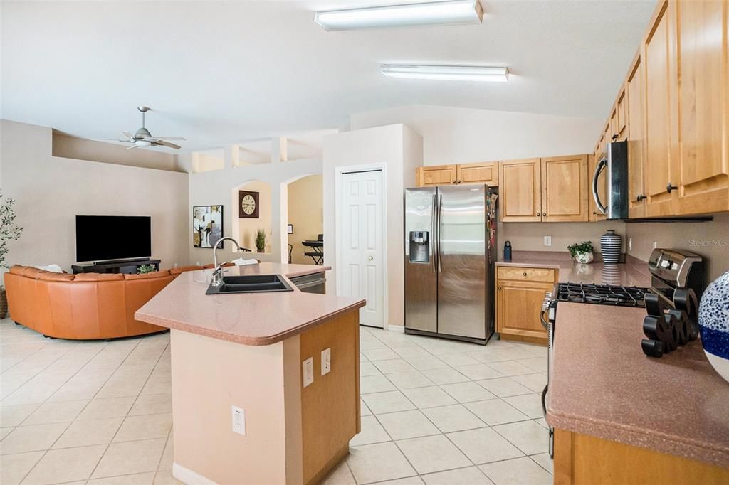 For Sale: $595,000 (5 beds, 3 baths, 2449 Square Feet)