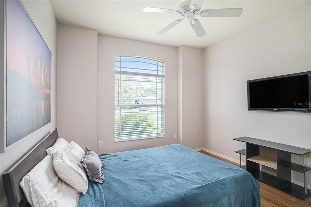 For Sale: $595,000 (5 beds, 3 baths, 2449 Square Feet)
