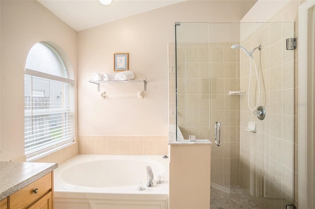 For Sale: $595,000 (5 beds, 3 baths, 2449 Square Feet)