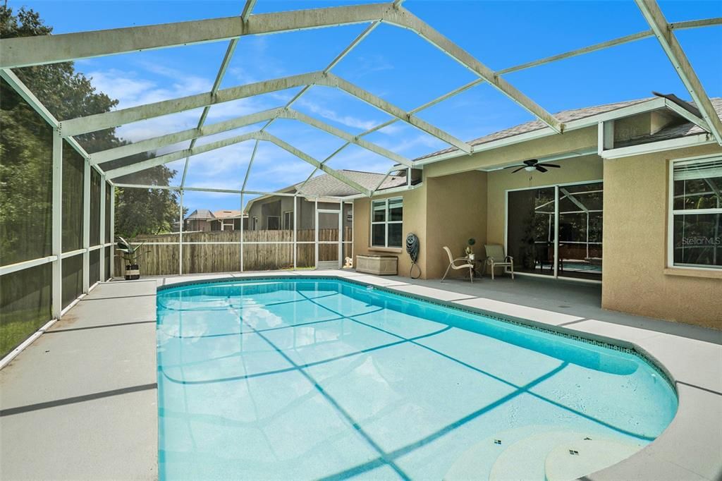 For Sale: $595,000 (5 beds, 3 baths, 2449 Square Feet)