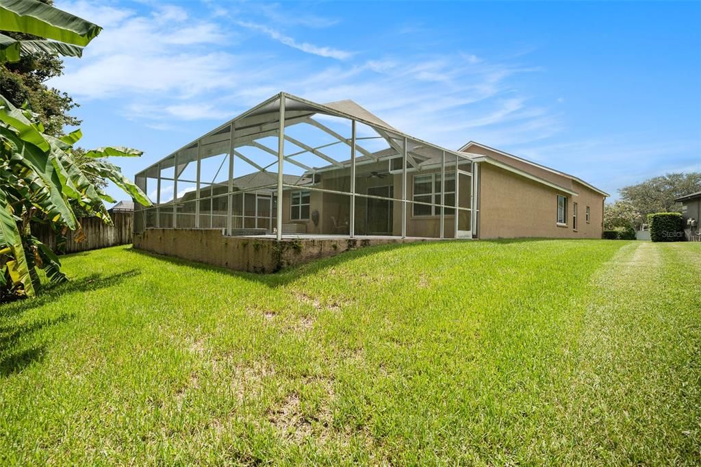 For Sale: $595,000 (5 beds, 3 baths, 2449 Square Feet)