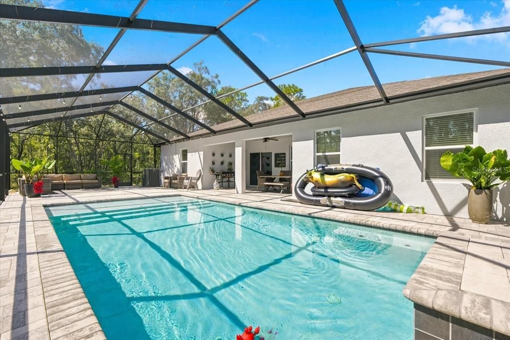 For Sale: $489,000 (4 beds, 3 baths, 2466 Square Feet)