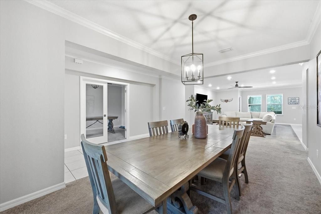 For Sale: $489,000 (4 beds, 3 baths, 2466 Square Feet)