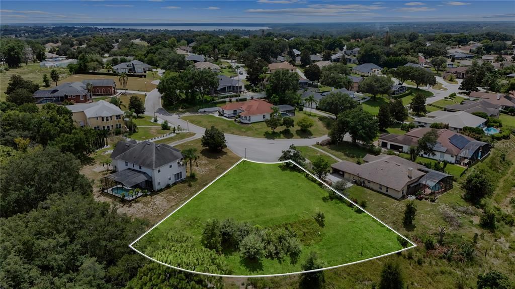 待售: $250,000 (0.42 acres)