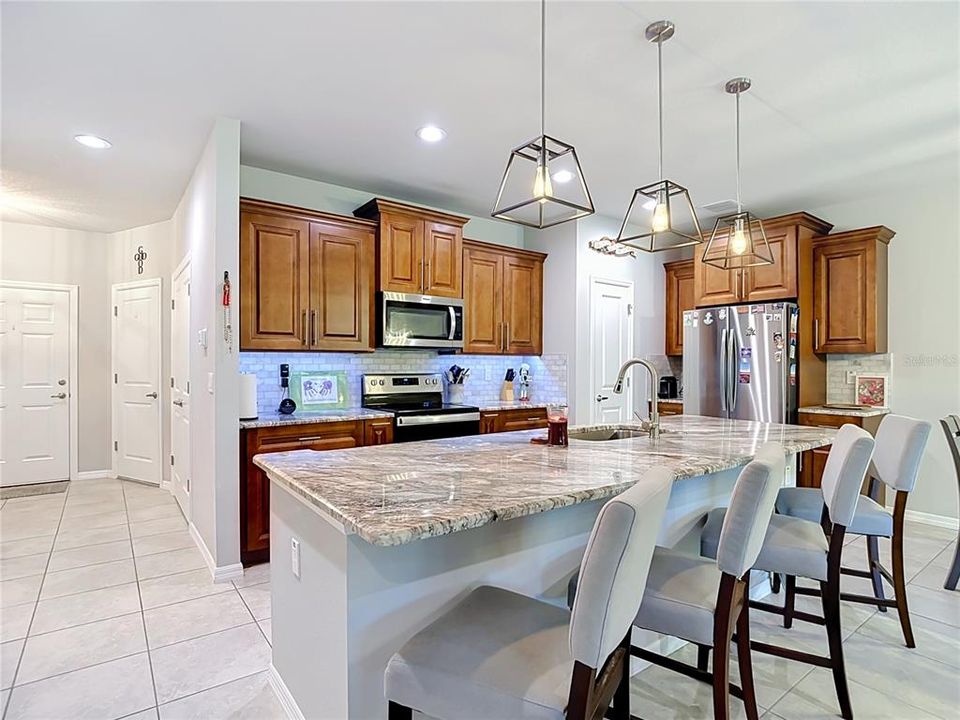 For Sale: $350,000 (3 beds, 2 baths, 2051 Square Feet)