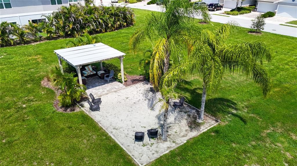 For Sale: $350,000 (3 beds, 2 baths, 2051 Square Feet)