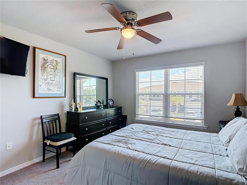 For Sale: $350,000 (3 beds, 2 baths, 2051 Square Feet)