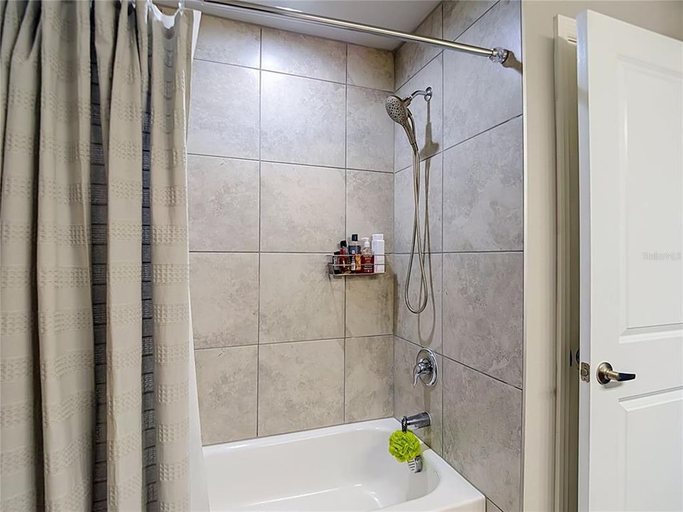 For Sale: $350,000 (3 beds, 2 baths, 2051 Square Feet)