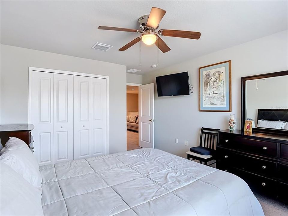 For Sale: $350,000 (3 beds, 2 baths, 2051 Square Feet)