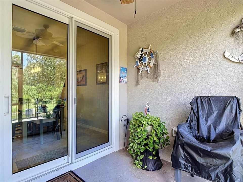 For Sale: $350,000 (3 beds, 2 baths, 2051 Square Feet)