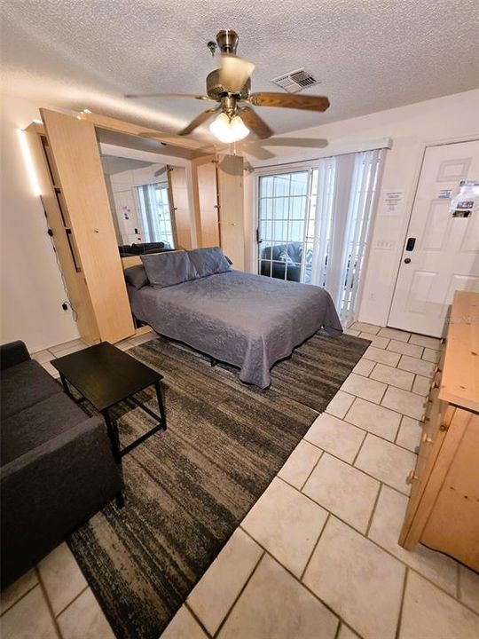 For Sale: $109,900 (0 beds, 1 baths, 392 Square Feet)
