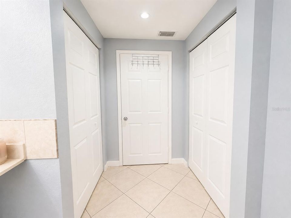 En Venta: $250,000 (2 camas, 2 baños, 1000 Pies cuadrados)