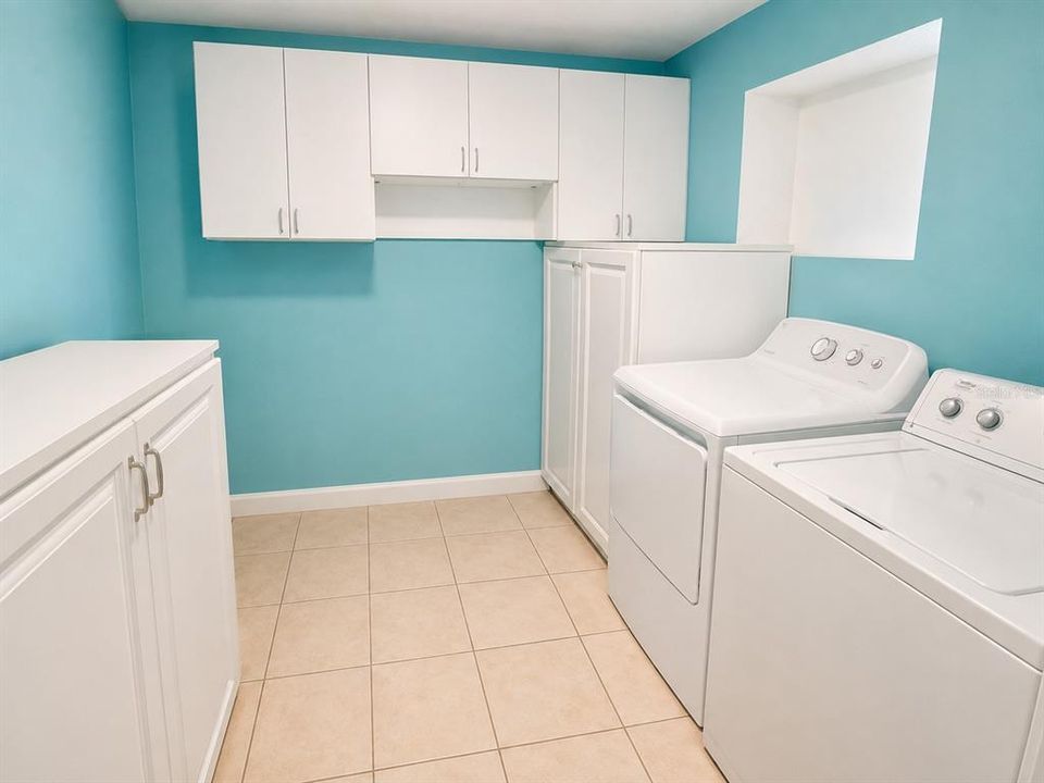 En Venta: $250,000 (2 camas, 2 baños, 1000 Pies cuadrados)