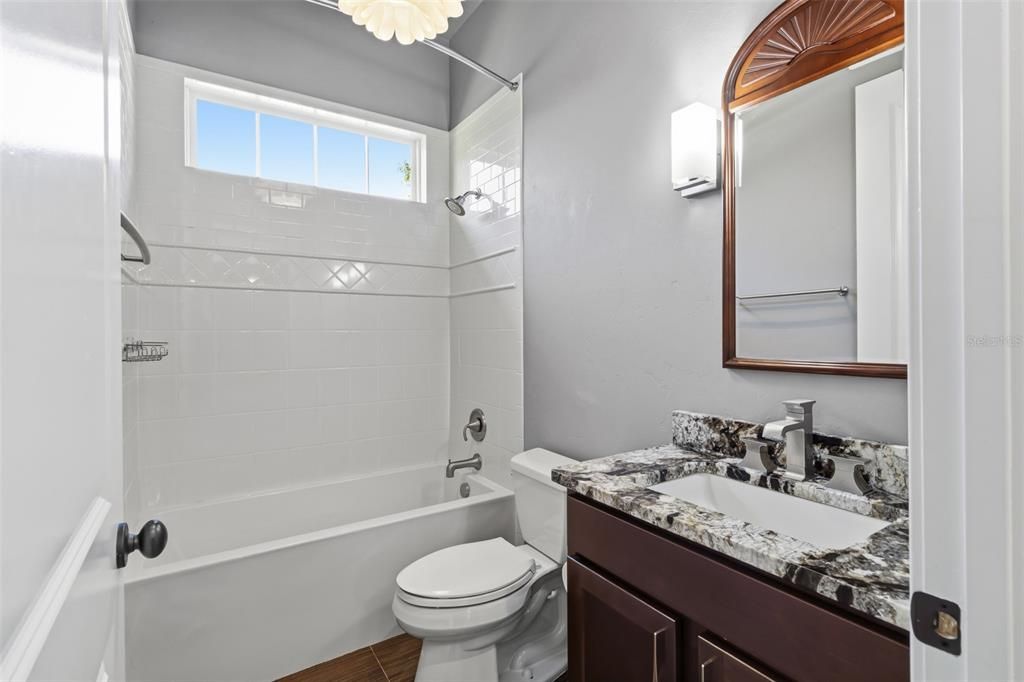 En Venta: $445,000 (3 camas, 2 baños, 1872 Pies cuadrados)