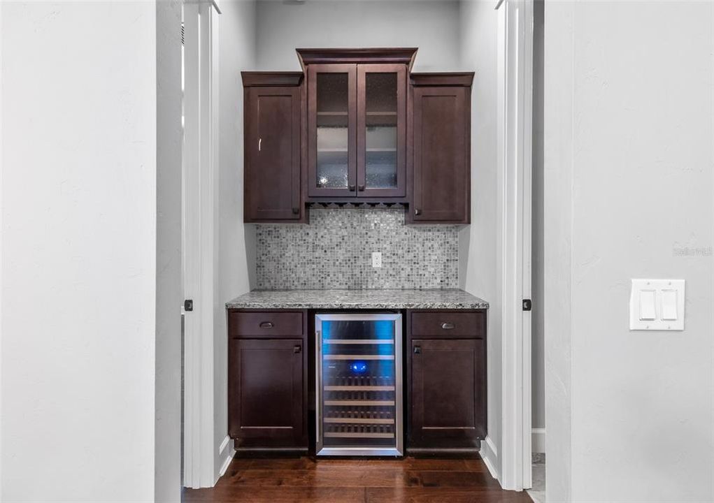 En Venta: $445,000 (3 camas, 2 baños, 1872 Pies cuadrados)