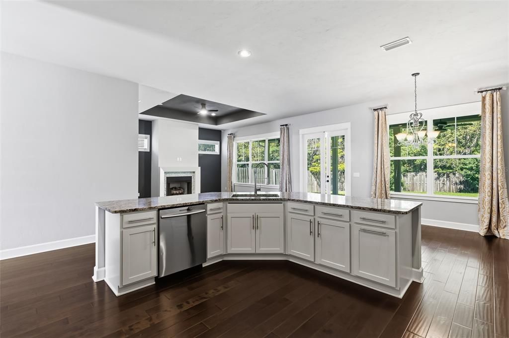 En Venta: $445,000 (3 camas, 2 baños, 1872 Pies cuadrados)