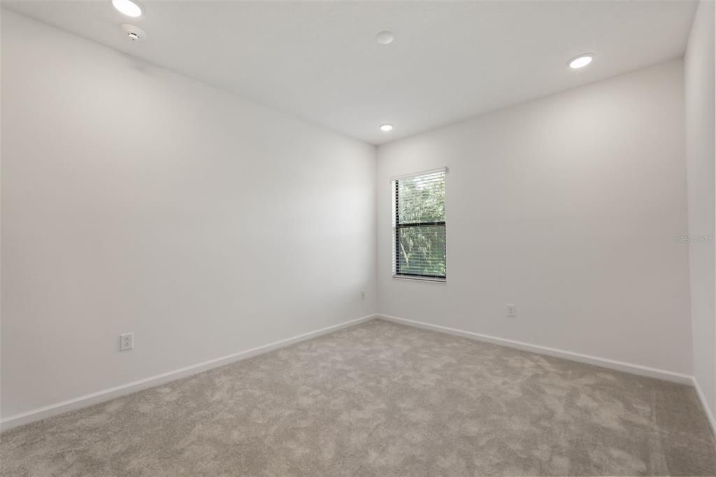 For Sale: $1,550,000 (9 beds, 9 baths, 3930 Square Feet)