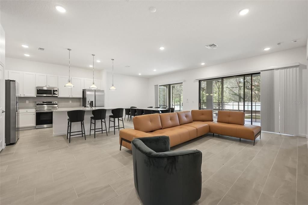 For Sale: $1,550,000 (9 beds, 9 baths, 3930 Square Feet)