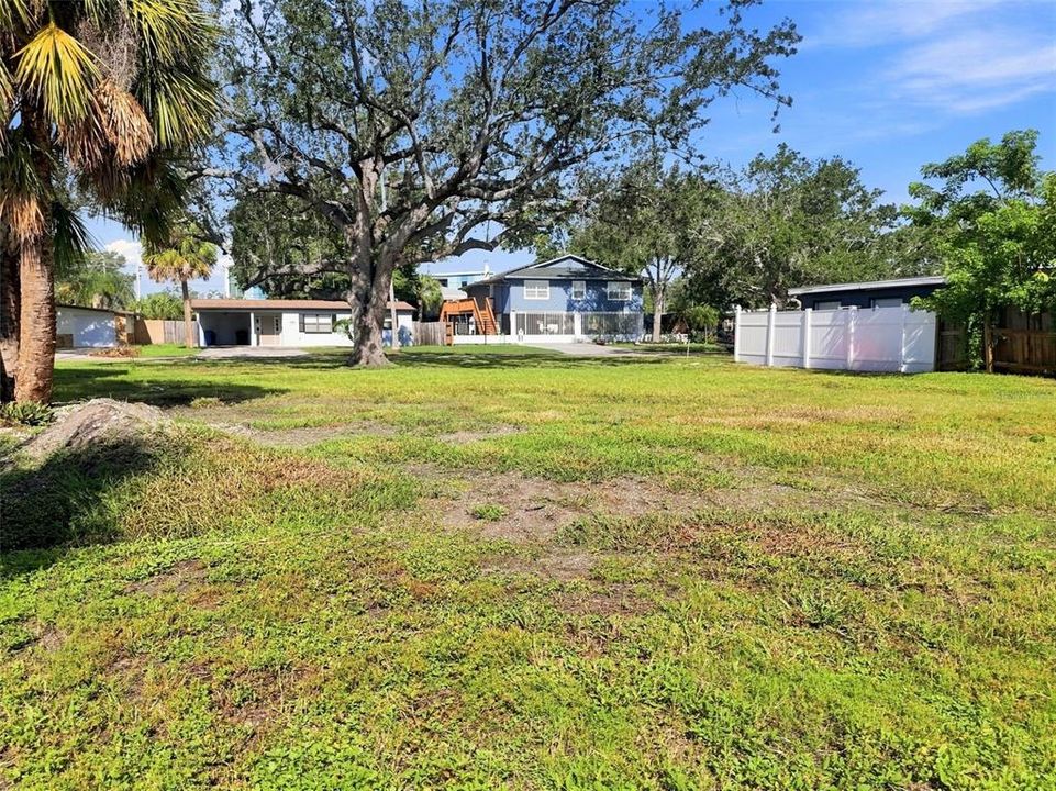 For Sale: $289,900 (0.17 acres)