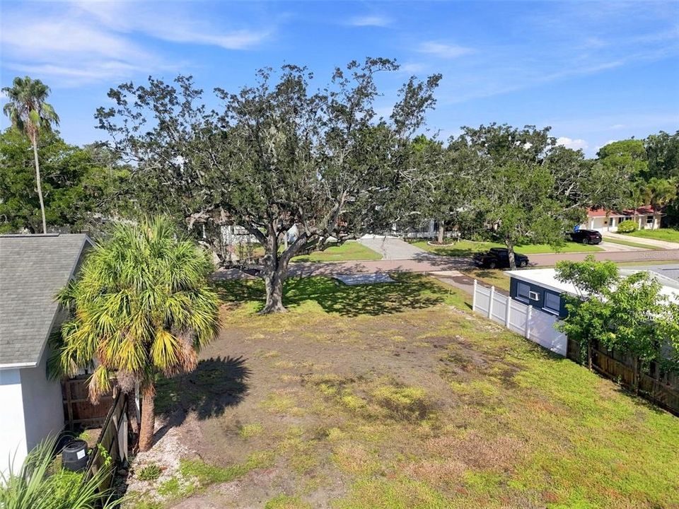 For Sale: $289,900 (0.17 acres)