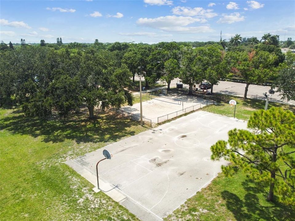 For Sale: $289,900 (0.17 acres)