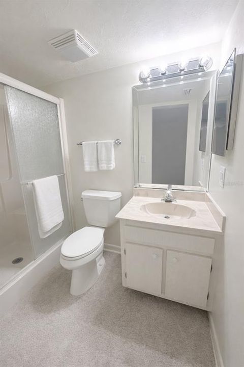For Sale: $239,000 (2 beds, 2 baths, 1102 Square Feet)