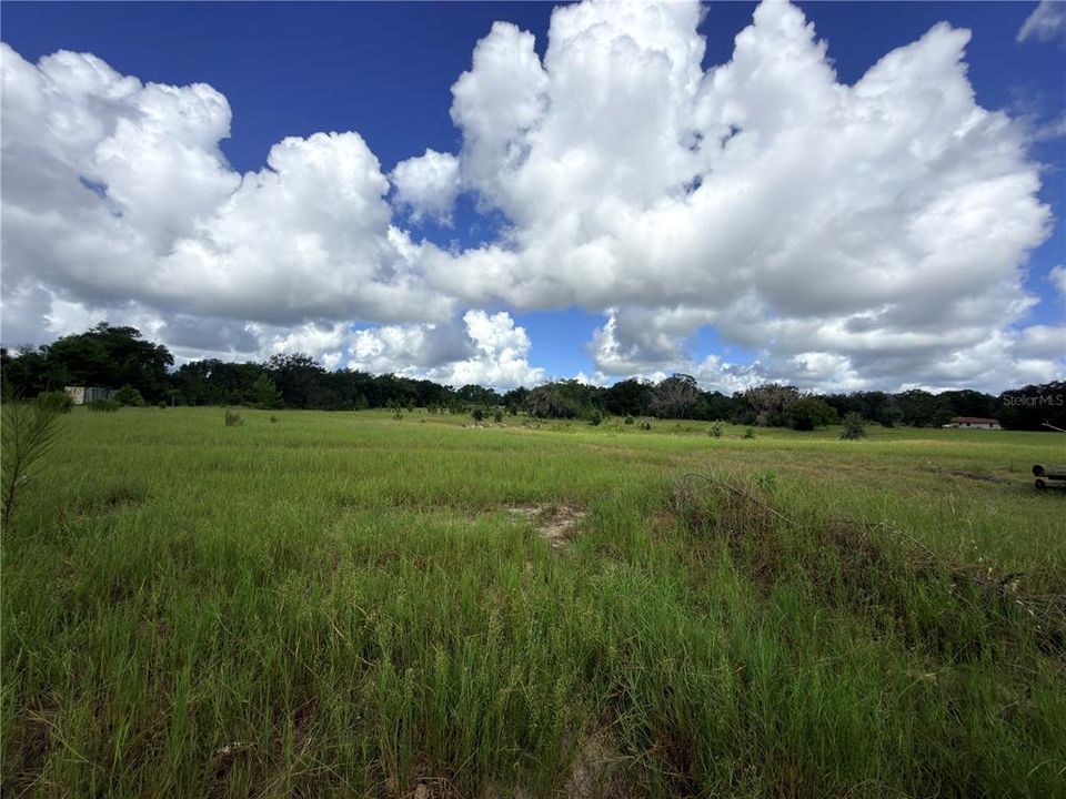 En Venta: $275,000 (10.23 acres)