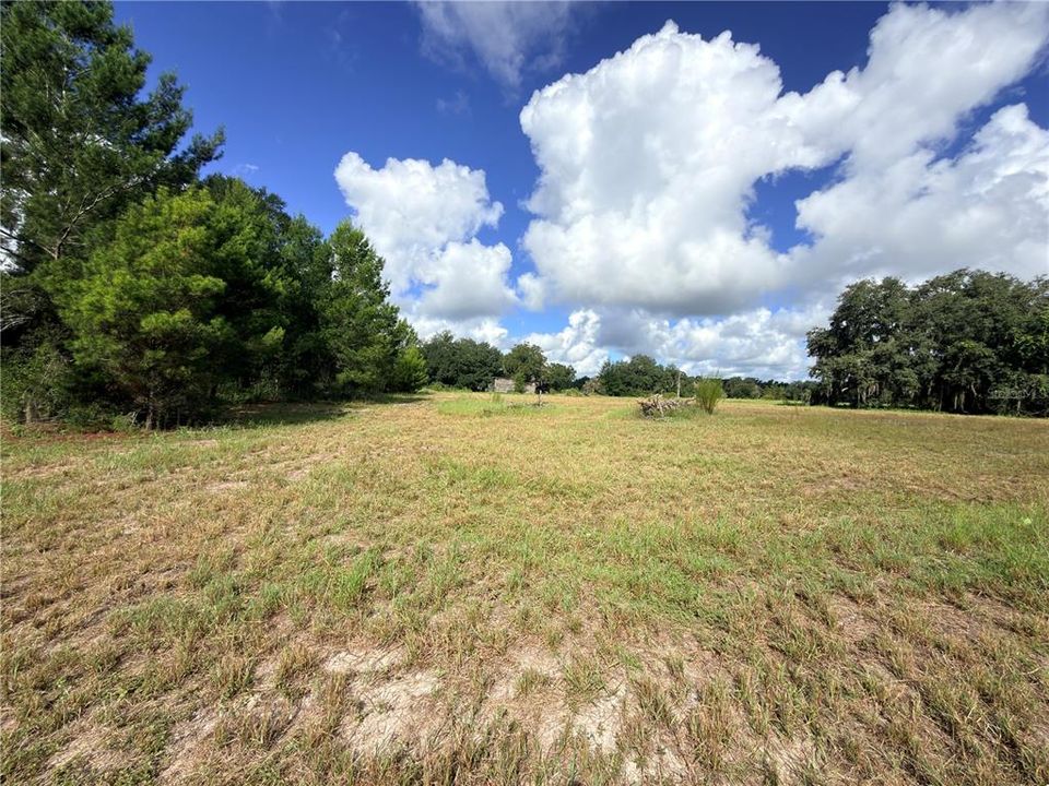 En Venta: $275,000 (10.23 acres)