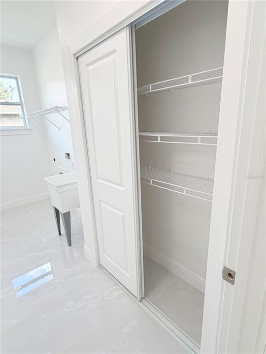 В аренду: $3,200 (3 спален, 2 ванн, 1920 Квадратных фут)