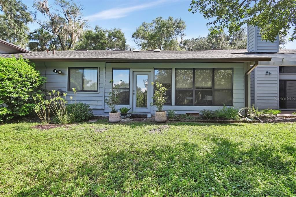 For Sale: $239,000 (2 beds, 2 baths, 1248 Square Feet)