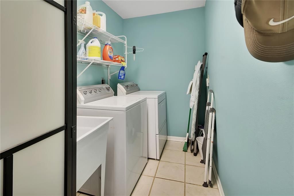 For Sale: $239,000 (2 beds, 2 baths, 1248 Square Feet)