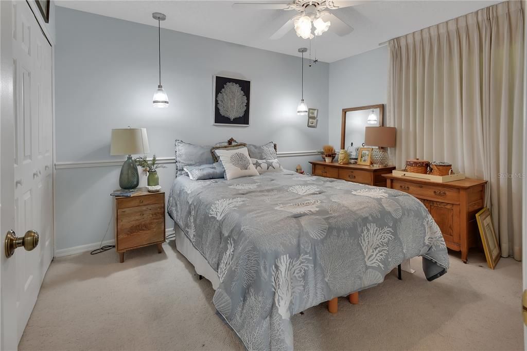 For Sale: $239,000 (2 beds, 2 baths, 1248 Square Feet)