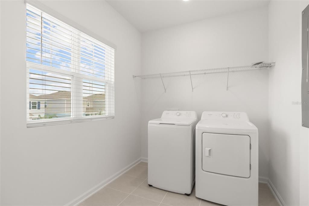 For Rent: $2,700 (3 beds, 2 baths, 2186 Square Feet)
