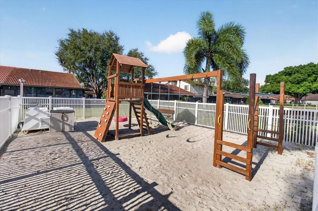 En Venta: $260,000 (2 camas, 2 baños, 1090 Pies cuadrados)