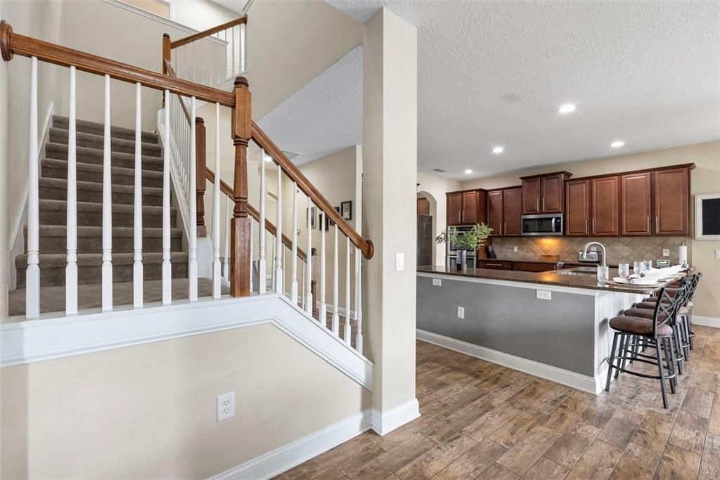 For Sale: $499,000 (4 beds, 2 baths, 2910 Square Feet)