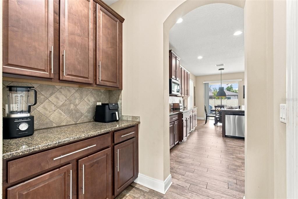 For Sale: $499,000 (4 beds, 2 baths, 2910 Square Feet)