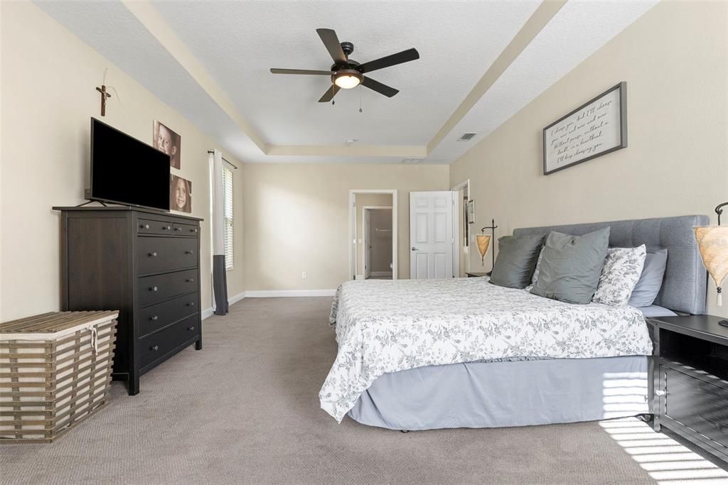 For Sale: $499,000 (4 beds, 2 baths, 2910 Square Feet)