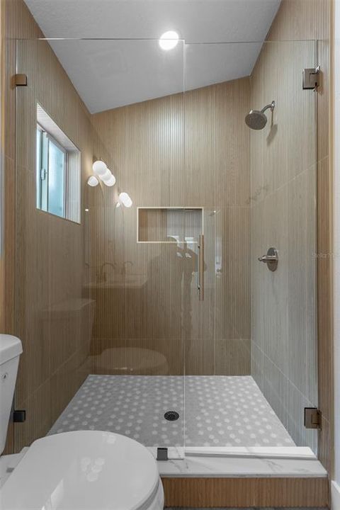 For Sale: $365,000 (3 beds, 2 baths, 1440 Square Feet)