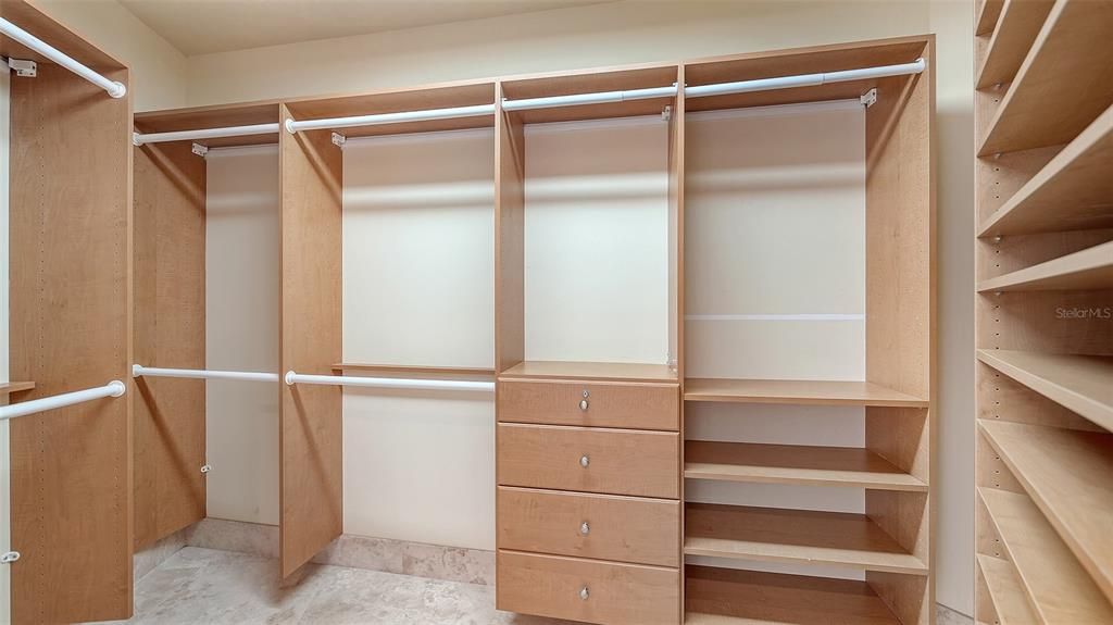 En Venta: $4,245,000 (3 camas, 4 baños, 3377 Pies cuadrados)