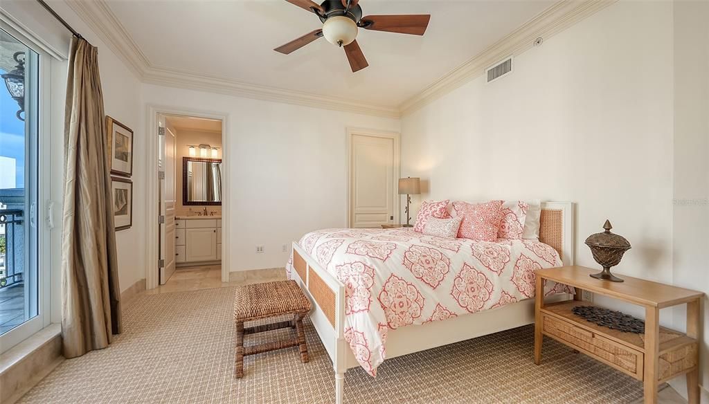 En Venta: $4,245,000 (3 camas, 4 baños, 3377 Pies cuadrados)