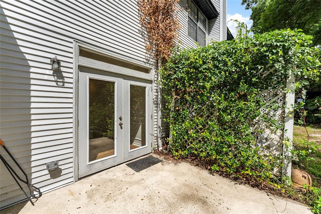 For Rent: $1,750 (2 beds, 2 baths, 1414 Square Feet)